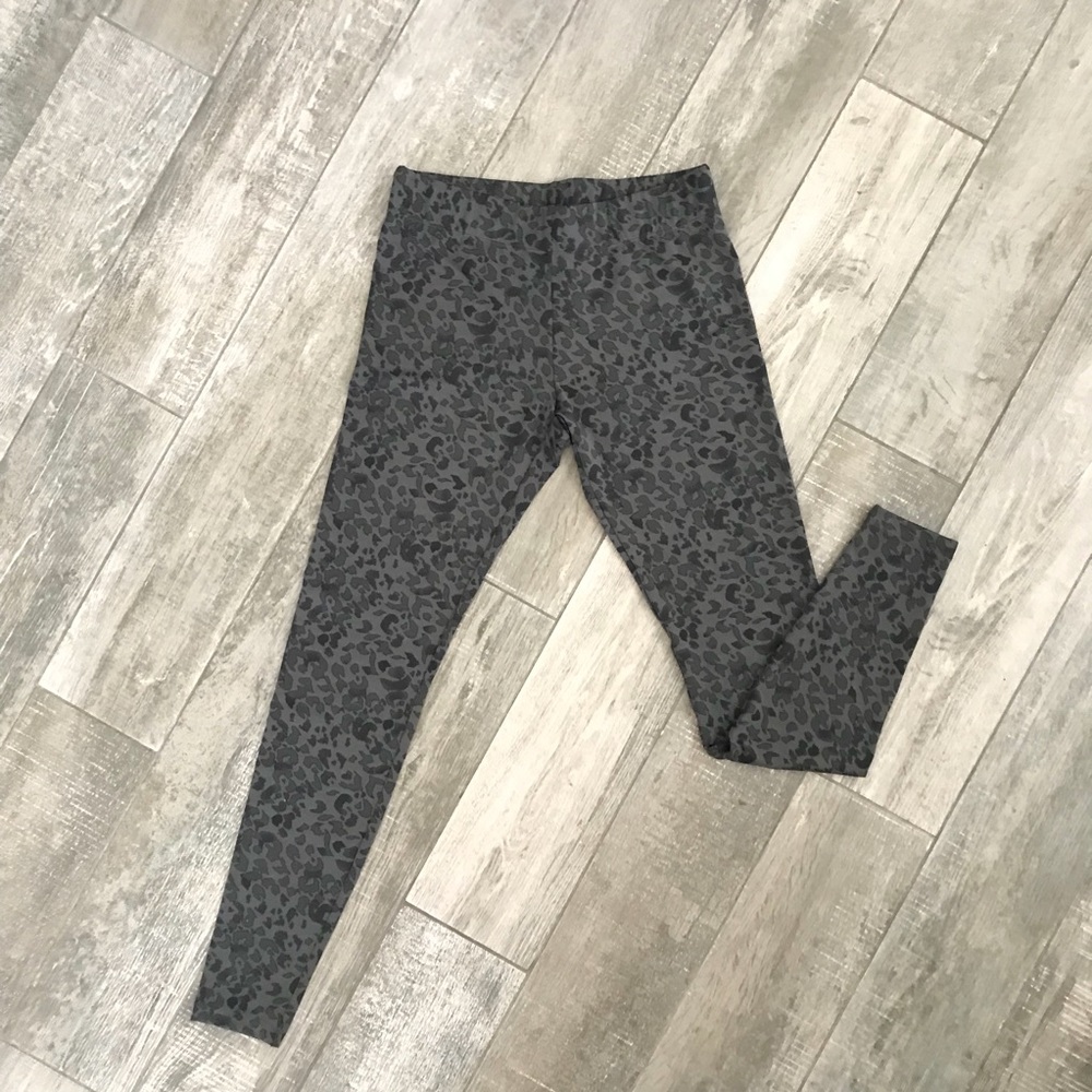CAbi Safari Legging NWOT - never worn